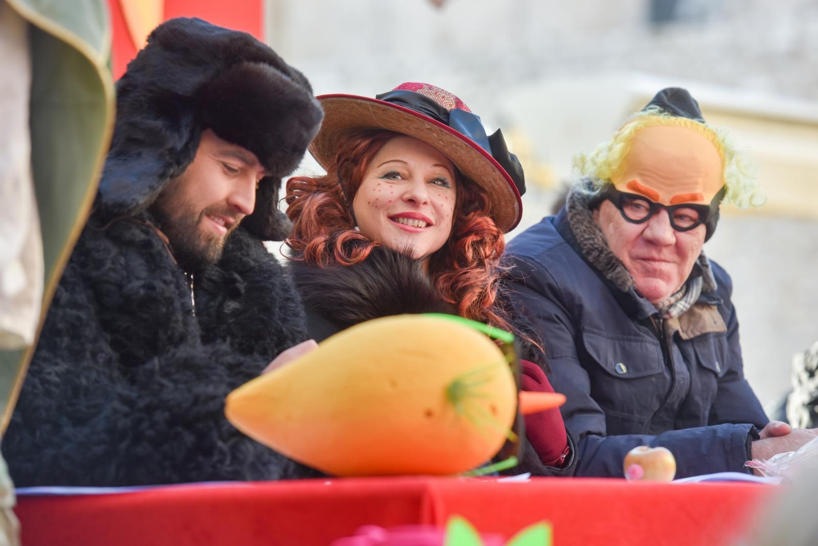 Zadarski karneval 2018: Povorka maškaranih skupina gradskim ulicama Zadarski karneval 2018: Povorka maškaranih skupina gradskim ulicama