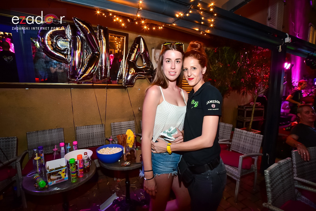 Domenica @ Kult Caffebar