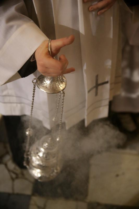 25.12.2013., Zadar – Svecanu misu polnocku povodom rodjenja Isusa Krista u katedrali svete Stosije predvodio je nadbiskup Zelimir Puljic. Photo: Filip Brala/PIXSELL 25.12.2013., Zadar – Svecanu misu polnocku povodom rodjenja Isusa Krista u katedrali svete Stosije predvodio je nadbiskup Zelimir Puljic. Photo: Filip Brala/PIXSELL