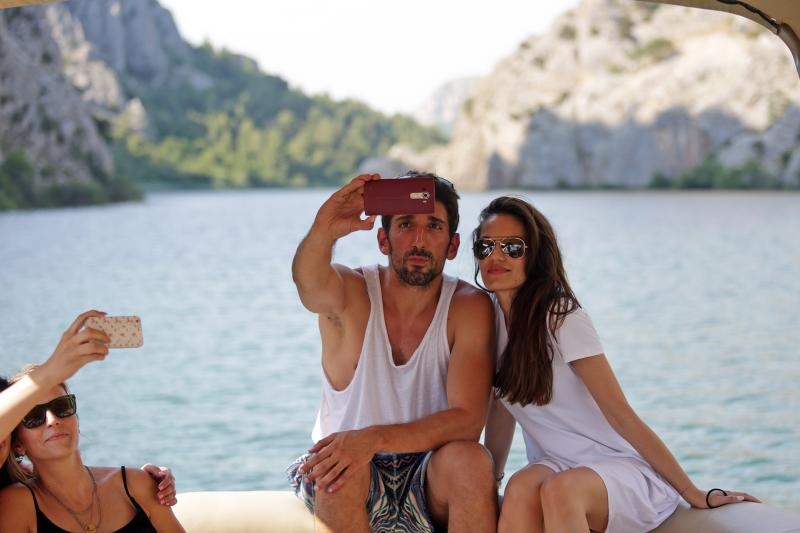 NP Krka: Poznati uživali na izletu u Nacionalnom parku Krka, Photo: Borna Filic/PIXSELL