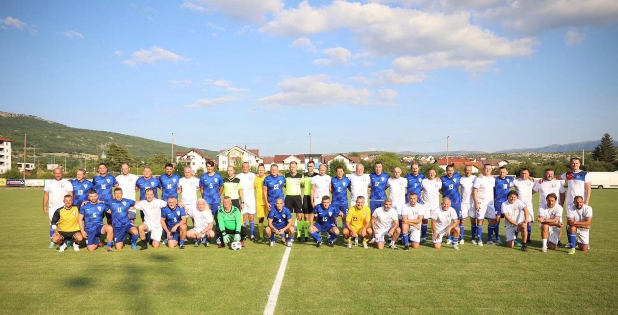 Jakov Surać, Vatreni veterani Jakov Surać, Vatreni veterani