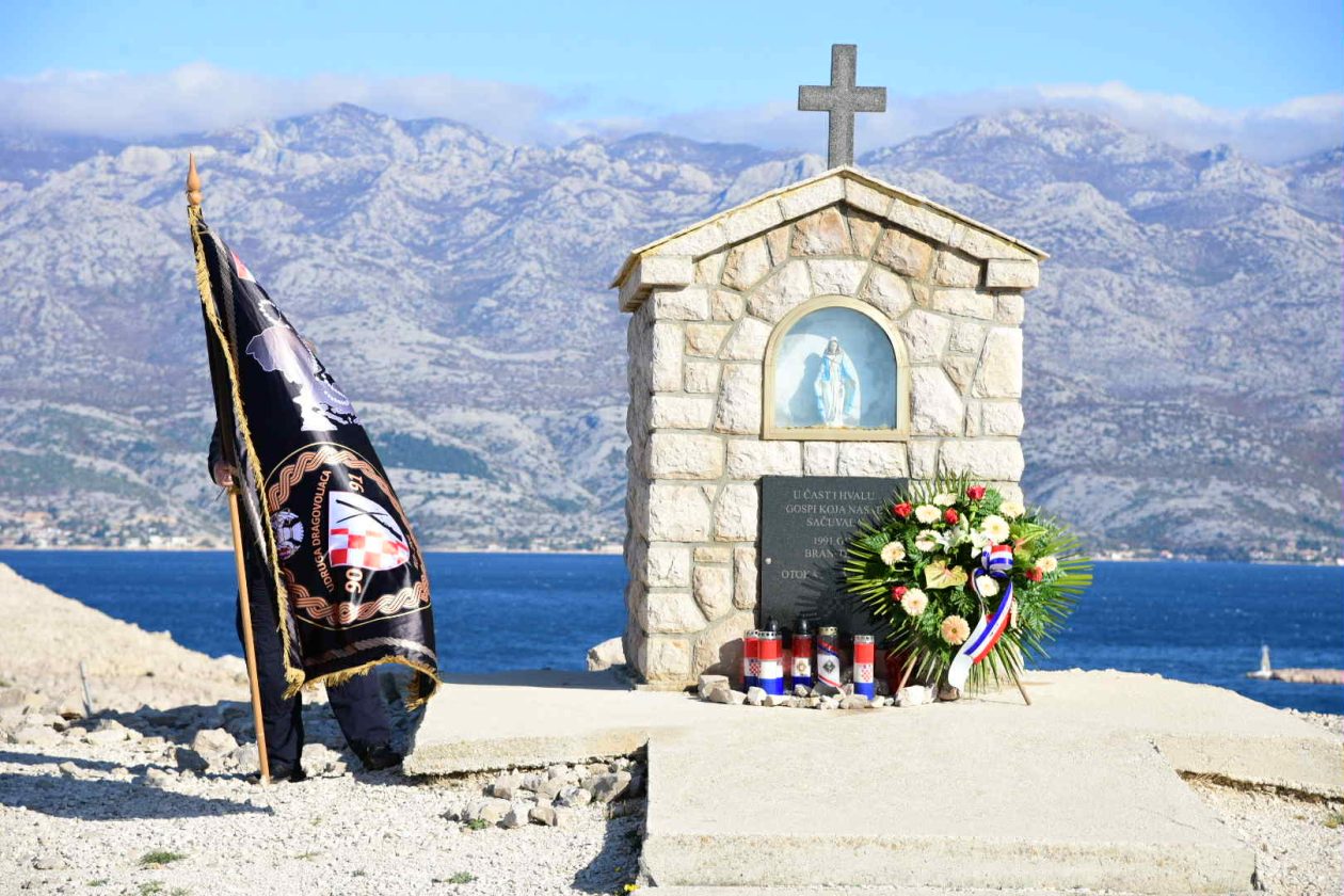 Obilježena 34. godišnjica obrane Paškog mosta Obilježena 34. godišnjica obrane Paškog mosta