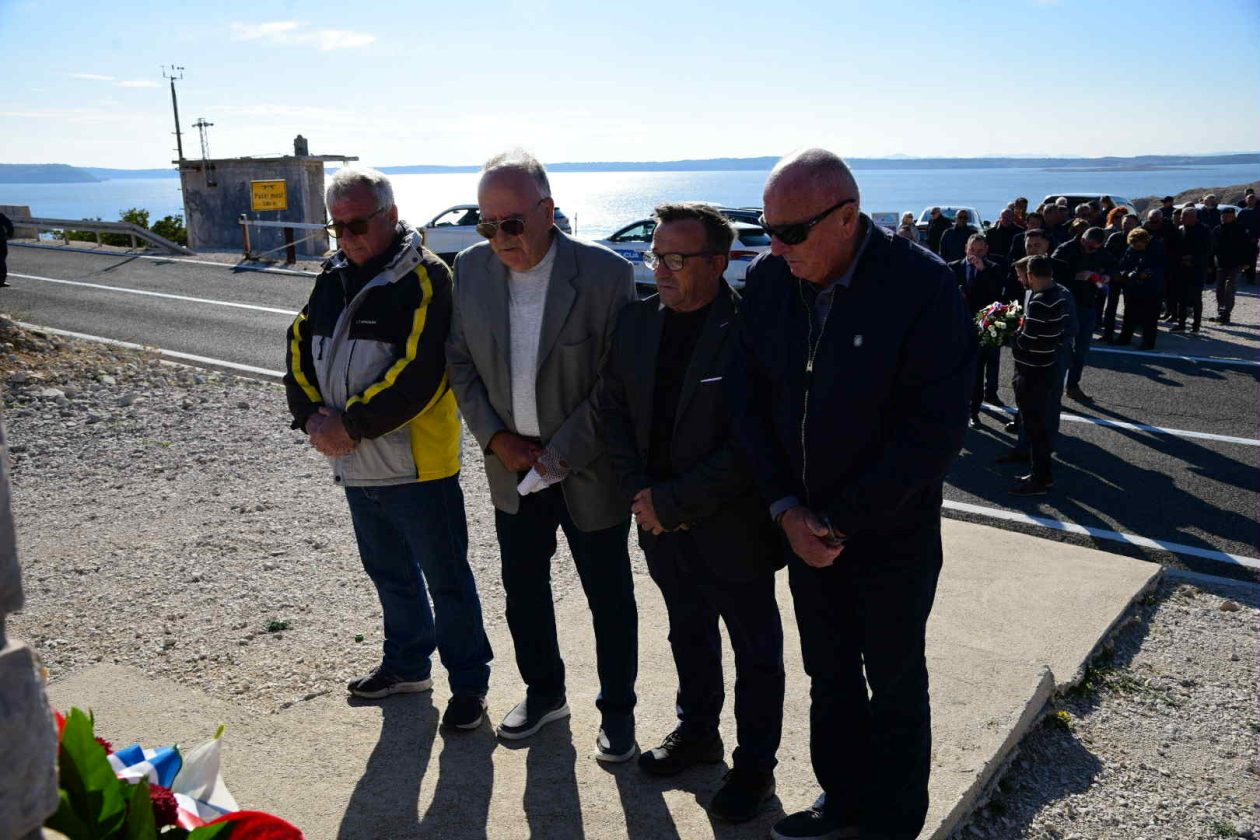 Obilježena 34. godišnjica obrane Paškog mosta Obilježena 34. godišnjica obrane Paškog mosta