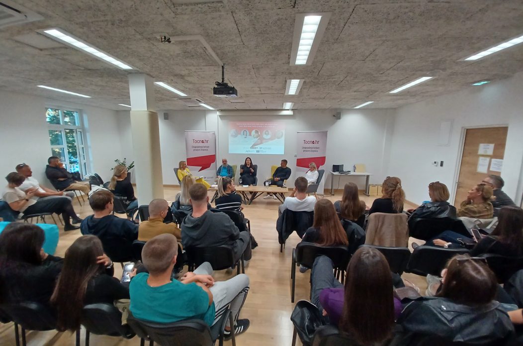 centar za mlade panel