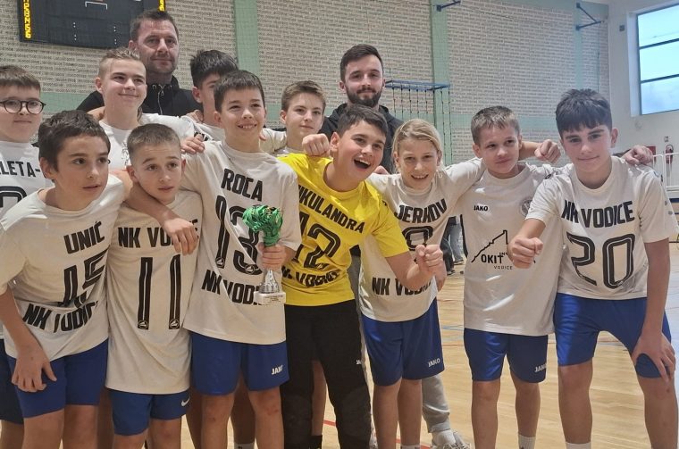 Cataleya indoor cup: Dječacima Abecede i Vodica pobjednički pehari
