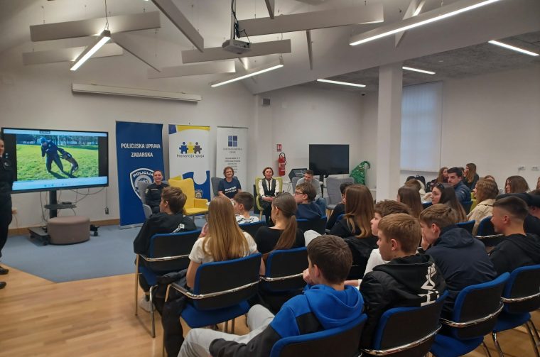 policija edukacija steam tjedan