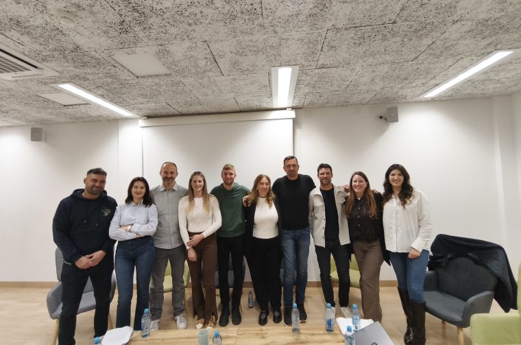 Popović, Fantela, Šango - u Centru za mlade rasprava o motivaciji i izazovima s kojima se susreću sportaši