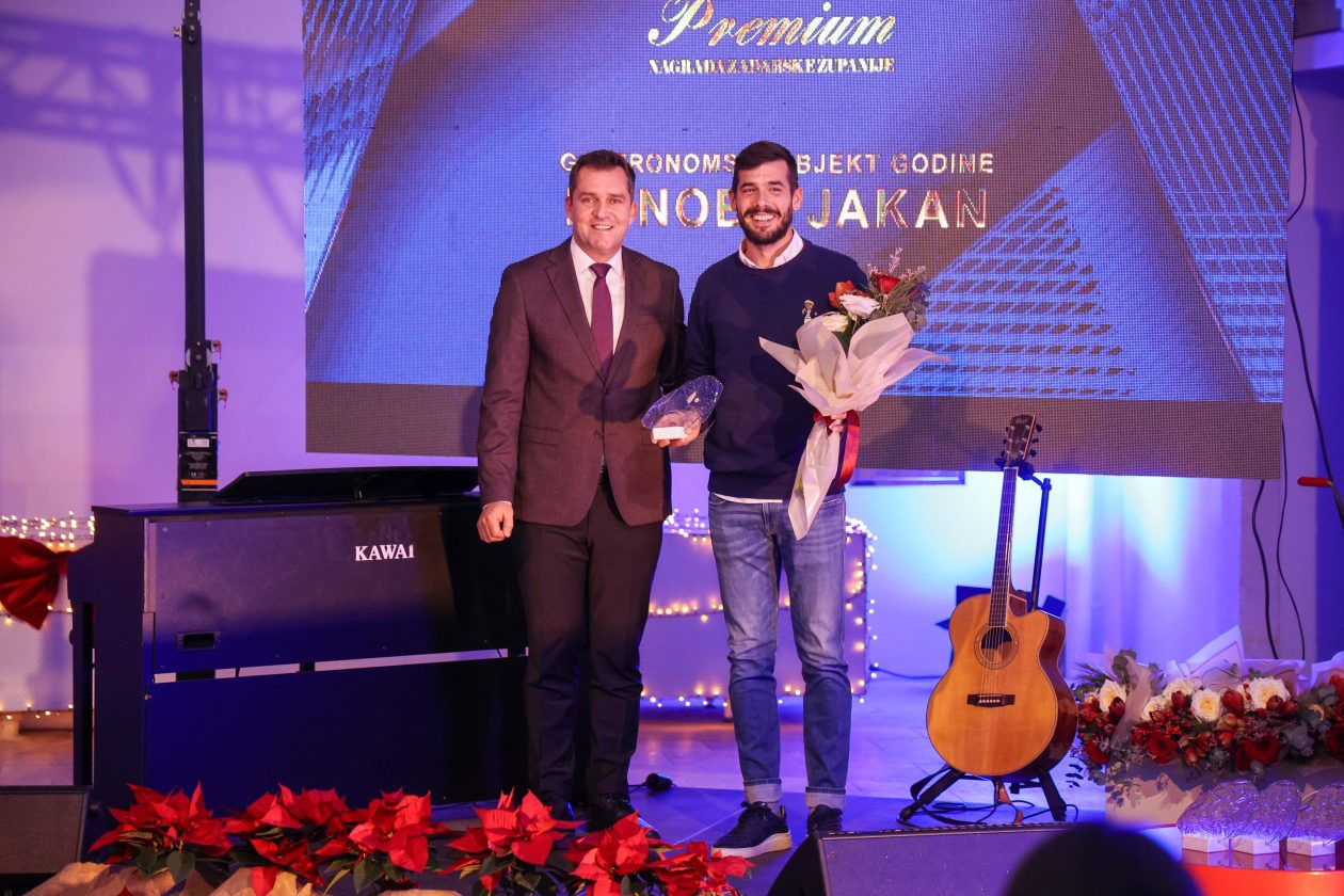 1000178636 1000178636