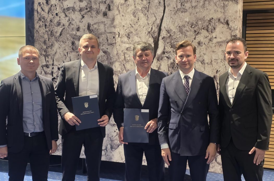 U Zadarsku županiju stiže šest ugovora za razvoj sportske infrastrukture U Zadarsku županiju stiže šest ugovora za razvoj sportske infrastrukture