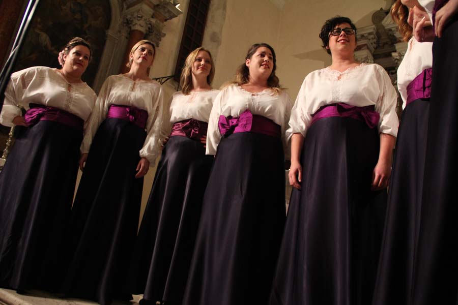 Klapski božićni koncert u crkvi sv. Frane ; foto Iva Perinčić Klapski božićni koncert u crkvi sv. Frane ; foto Iva Perinčić