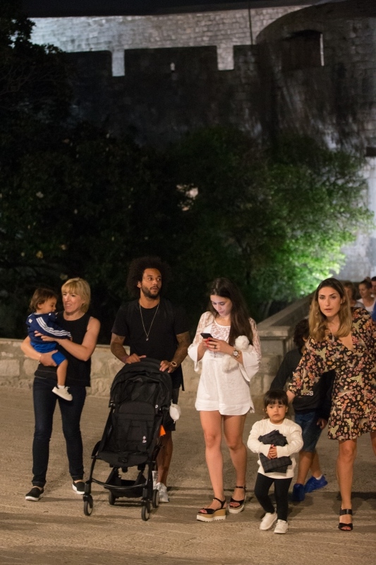 Nogometaš Reala Marcelo s obitelji ljetuje u Dubrovniku Nogometaš Reala Marcelo s obitelji ljetuje u Dubrovniku