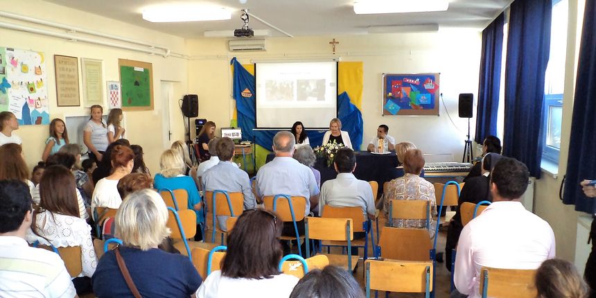 U OŠ Jurja Barakovića u Ražancu obilježen Dan škole