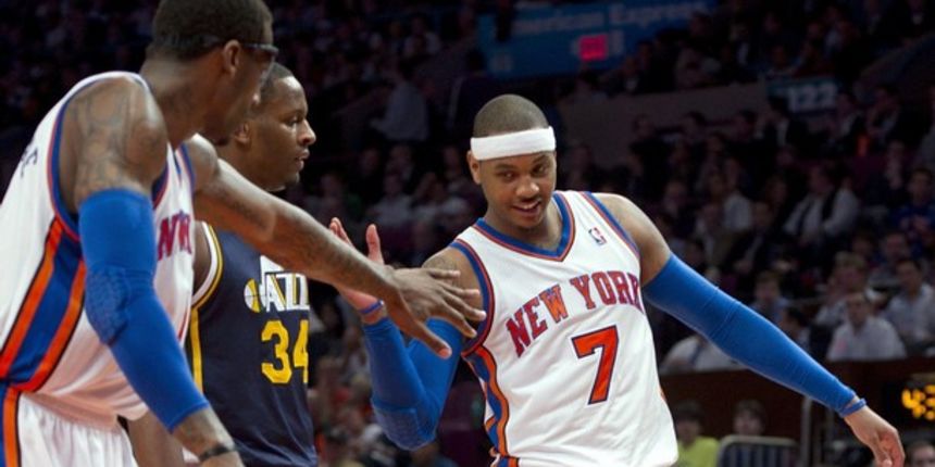 New York Knicks forward Carmelo Anthony is congratulated by Knicks forward Amar’e Stoudemire // Reuters New York Knicks forward Carmelo Anthony is congratulated by Knicks forward Amar’e Stoudemire // Reuters