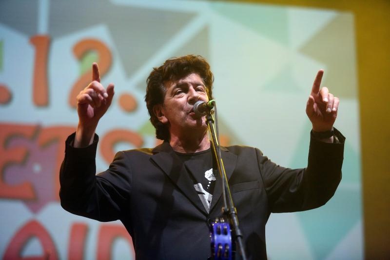 U velikoj dvorani Doma sportova, u organizaciji Udruge HUHIV povodom Svjetskog dana AIDS-a i ukazivanja na probleme AIDS-a i HIV-a, znanje, zastitu i zdravlje odrzan je 12. Pozitivan koncert. Koncert Bajaga i Instruktori. Photo: Borna Filic/PIXSELL