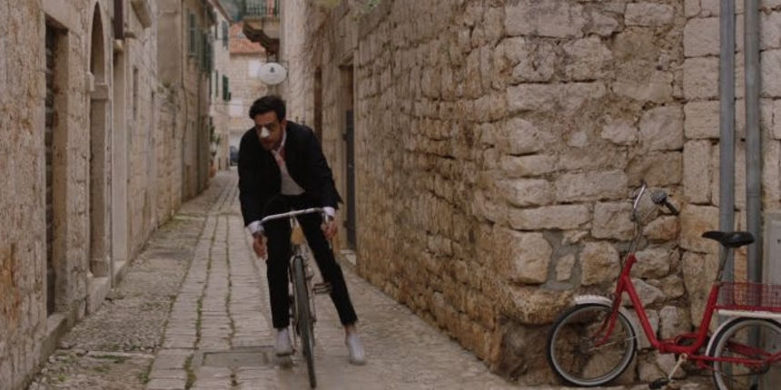 Komedija “Comic Sans” Nevija Marasovića premijerno na festivalu u Beogradu Komedija “Comic Sans” Nevija Marasovića premijerno na festivalu u Beogradu