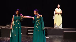 Premijera predstave “U sjeni” udruge “Igrajmo se” Premijera predstave “U sjeni” udruge “Igrajmo se”