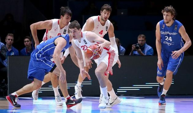 Lille, stadion Pierre Mauroy – Osmina finala EuroBasketa 2015, Hrvatska – Ceska. Dario Saric, Ante Tomic, Jan Vesely, Mario Hezonja. Photo: Igor Kralj/PIXSELL