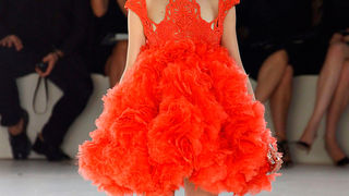 Sarah Burton za Alexander McQueen: Proljeće 2012 Sarah Burton za Alexander McQueen: Proljeće 2012