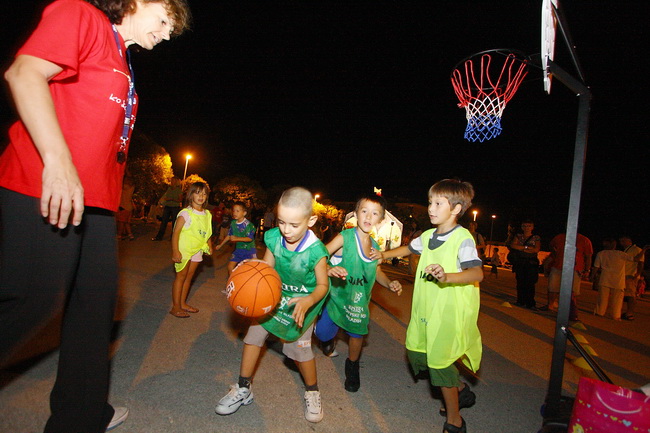 SveCano zatvorena Zemlja bez granica 2010.  FOTO: Angelo Virag