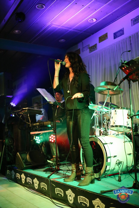 Friday Night Live: Cotton Club @ Famous Beach Bar & Grill 21. listopada 2016. Friday Night Live: Cotton Club @ Famous Beach Bar & Grill 21. listopada 2016.