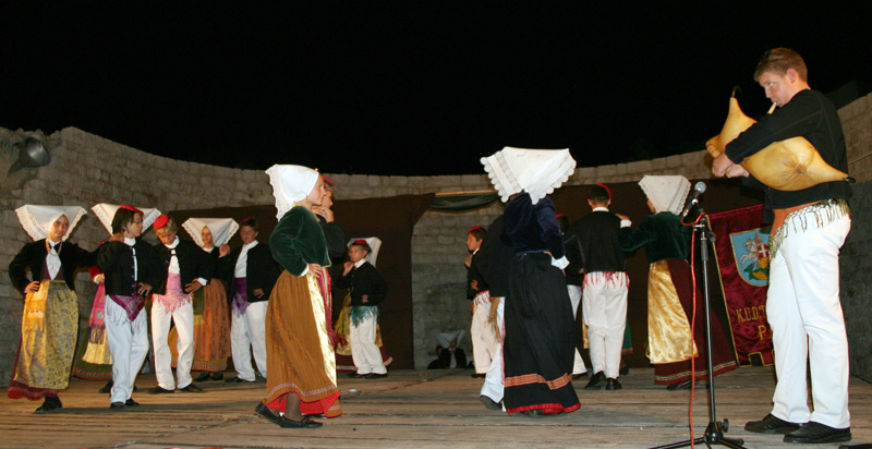 Paška ‘Robinja’ i Tanac, kolovoza 2009.