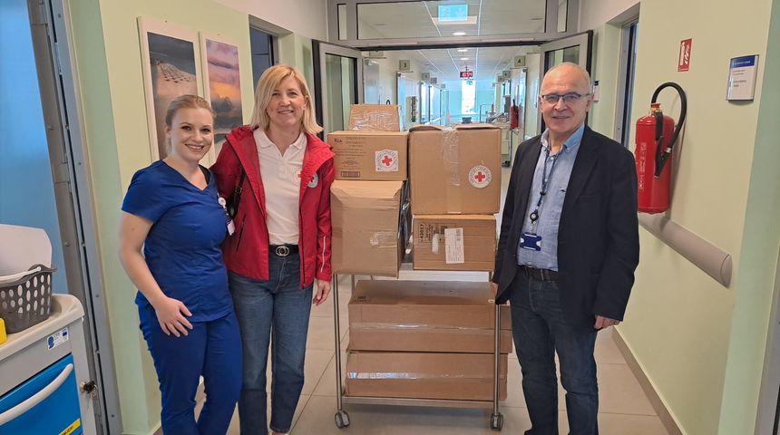 Gradsko društvo Crvenog križa Zadar donacijom higijenskih potrepština Pulmologiji OB Zadar obilježilo tjedan borbe protiv TBC-a