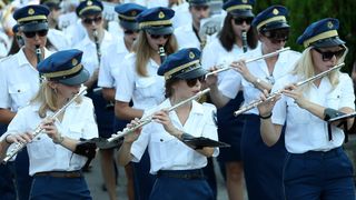 Posljednji ispraćaj Olivera Dragojevića na groblju Sveti Roko u Veloj Luci Posljednji ispraćaj Olivera Dragojevića na groblju Sveti Roko u Veloj Luci