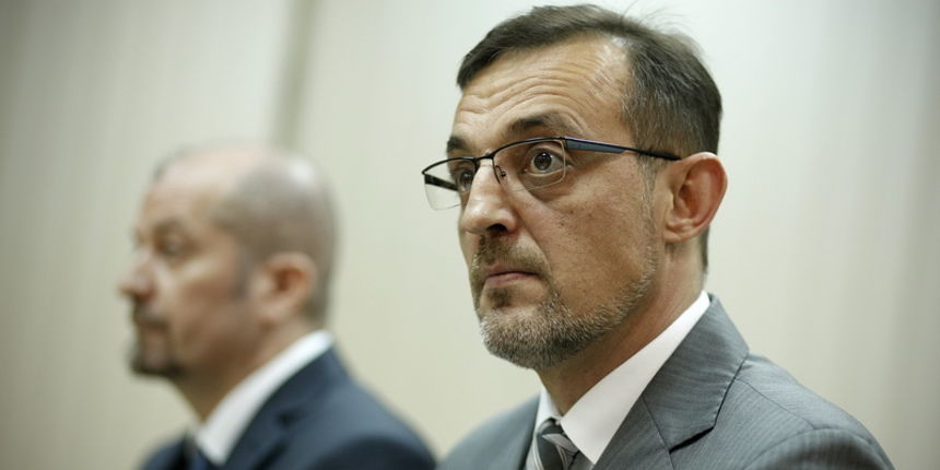 Zagreb, 271212.
Ministar poljoprivrede Tihomir Jakovina potpisao je odluku kojom se daje akreditacija Agenciji za placanja u poljoprivredi, ribarstvu i ruralnom razvoju. Akreditacija Agencije za placanja uvjet je za koristenje fondova Zajednicke poljopriv Zagreb, 271212.
Ministar poljoprivrede Tihomir Jakovina potpisao je odluku kojom se daje akreditacija Agenciji za placanja u poljoprivredi, ribarstvu i ruralnom razvoju. Akreditacija Agencije za placanja uvjet je za koristenje fondova Zajednicke poljopriv