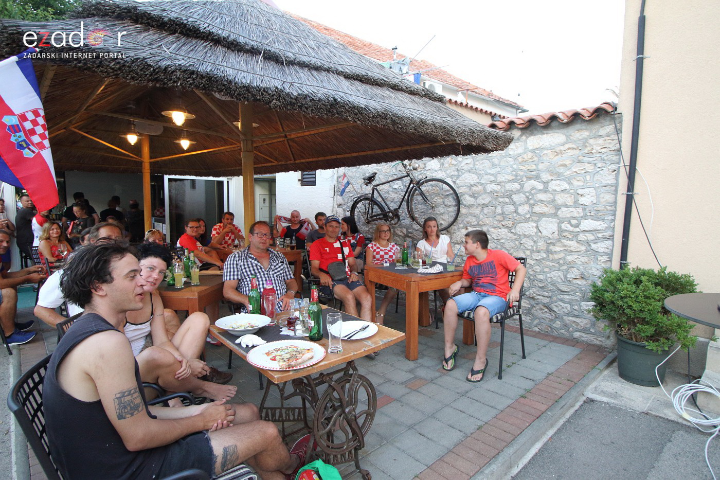 Bibinje: Navijanje za Vatrene i fešta nakon pobjede nad Engleskom