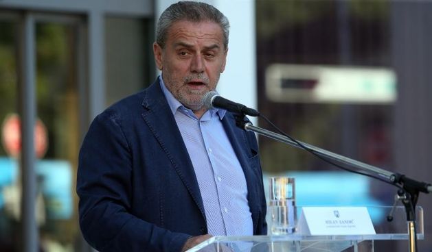 Milan Bandic odrzao je konferenciju za medije u vezi preimenovanja Trga marsala Tita u Trg Republike Hrvatske
