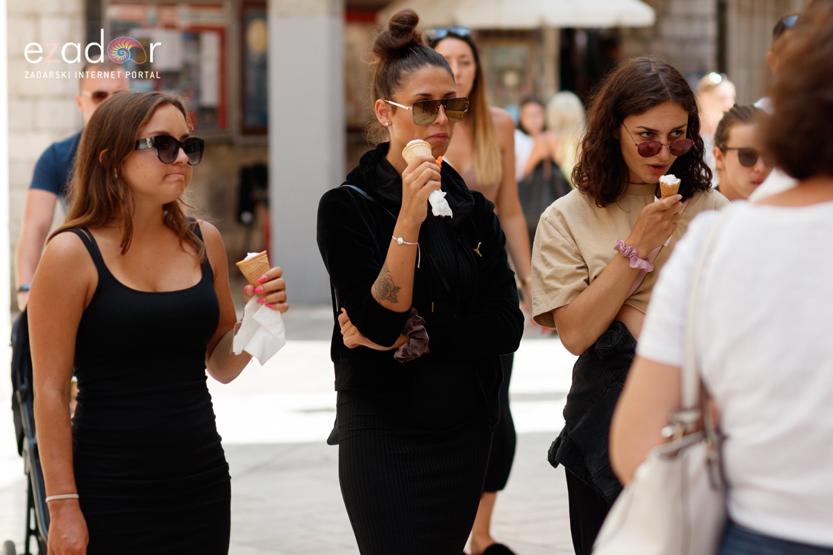 Đir po gradu, subotnja špica 13. srpnja 2019. Đir po gradu, subotnja špica 13. srpnja 2019.