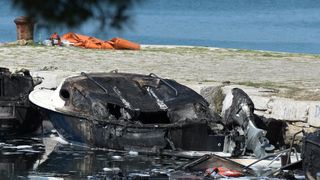 Sv. Filip i Jakov: Požar zahvatio brodice u luci od kojih su tri potonule