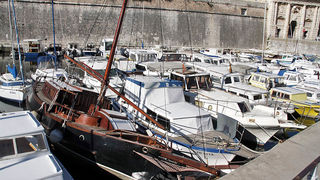 Oseka u Zadru more se povuklo nekih 50-ak cm