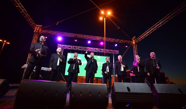 Otvorenje Peveca uz Mladena Grdovića i Klapu Intrade