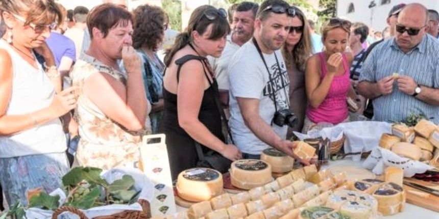 Festa od sira, Kolan, Pag