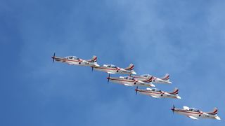 Krila Oluje slave 18. rođendan preletom preko 18 gradova na obali Krila Oluje slave 18. rođendan preletom preko 18 gradova na obali