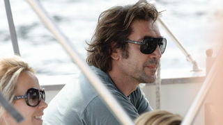 Prigradica, otok Korcula , 270911.
Glumac Javier Bardem snimljen prilikom ukrcaja u brod Majsan marke Beneteau Antares 10,80  koji ga je prebacio na svjetionik Plocica na snimanje filma “Venuto al mondo”.
Foto: Tom Dubravec /  CROPIX