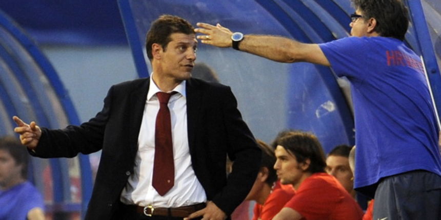 Zagreb, 060609. Stadion Maksimir. Kvalifikacijska utakmica skupine 6 izmedju reprezentacija Hrvatske i Ukrajine za Svjetsko nogometno prvenstvo u Juznoafrickoj Republici 2010 godine. Na slici: Slaven Bilic i Aljosa Asanovic na klupi. Foto: Drago Sopta / C Zagreb, 060609. Stadion Maksimir. Kvalifikacijska utakmica skupine 6 izmedju reprezentacija Hrvatske i Ukrajine za Svjetsko nogometno prvenstvo u Juznoafrickoj Republici 2010 godine. Na slici: Slaven Bilic i Aljosa Asanovic na klupi. Foto: Drago Sopta / C