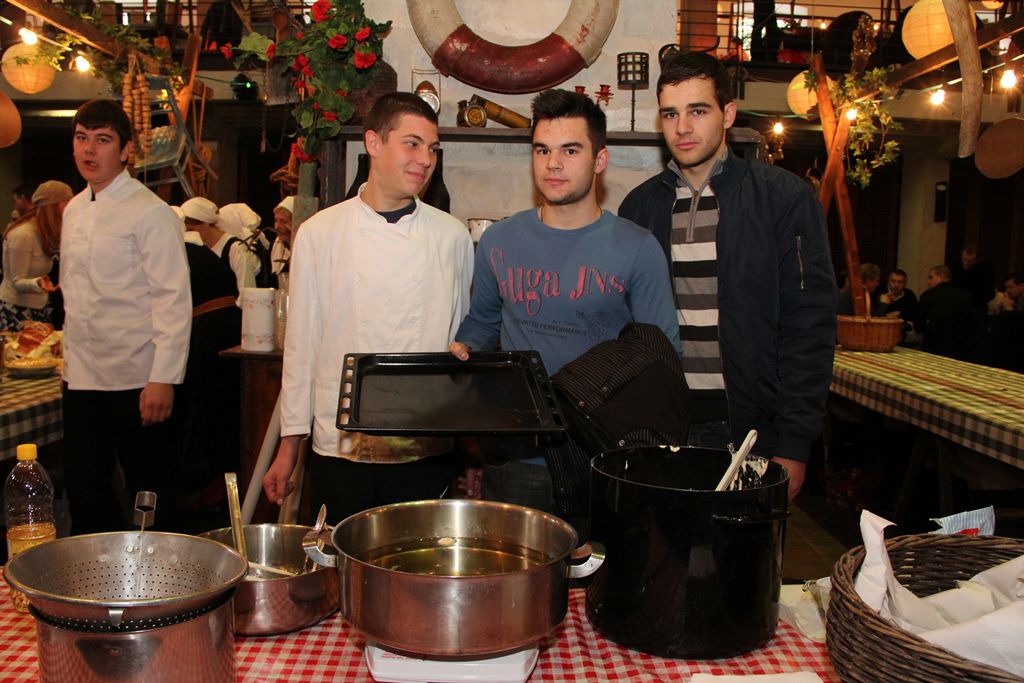 8. “Naši mali gušti” u Arsenalu