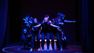 Igrajmo se: Zabranjeno mlađima od 15 strana A