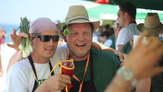 Prvenstvo u roštiljanju na zadarskoj Rivi (foto:Saša Čuka) Prvenstvo u roštiljanju na zadarskoj Rivi (foto:Saša Čuka)