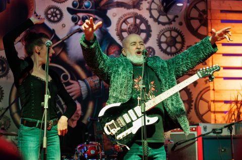 Gustafi @ Božićni gramofon Gustafi @ Božićni gramofon