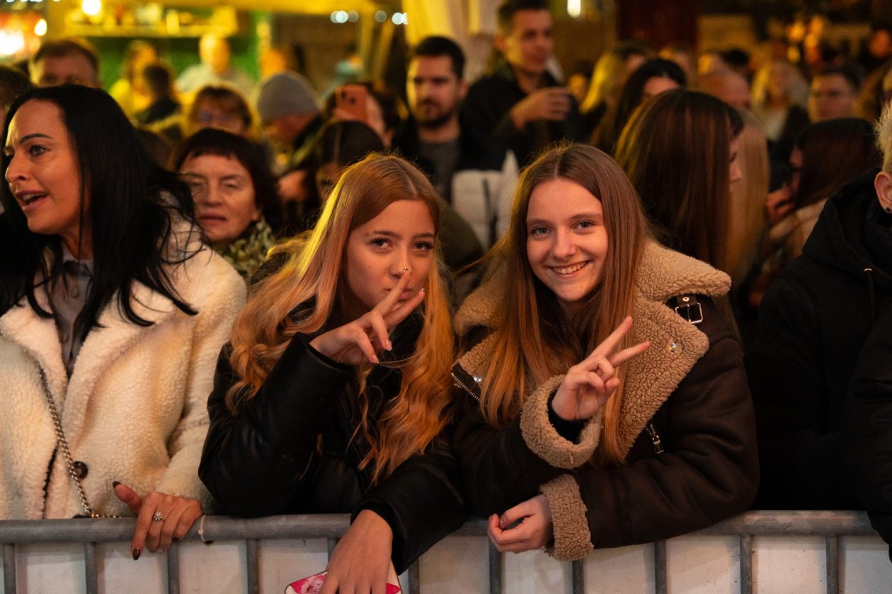 Tajči na Trgu Petra Zoranića