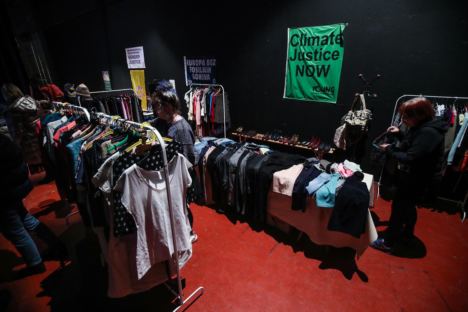 Zagreb: Revija “Razodjeni brzu modu”