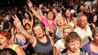 Prvi koncert popularnog slavonskog benda Vigor na otoku Viru