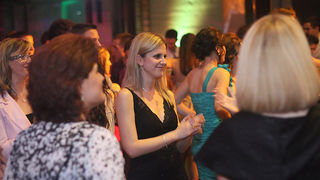 Maturalna večer Gimnazije Vladimira Nazora (foto:Saša Čuka) Maturalna večer Gimnazije Vladimira Nazora (foto:Saša Čuka)