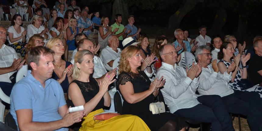 Olive Classic Festivala u Vrtovima Lunjskih maslina Olive Classic Festivala u Vrtovima Lunjskih maslina