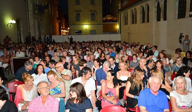 20. zadarsko kazalisno ljeto, noa, love medicine