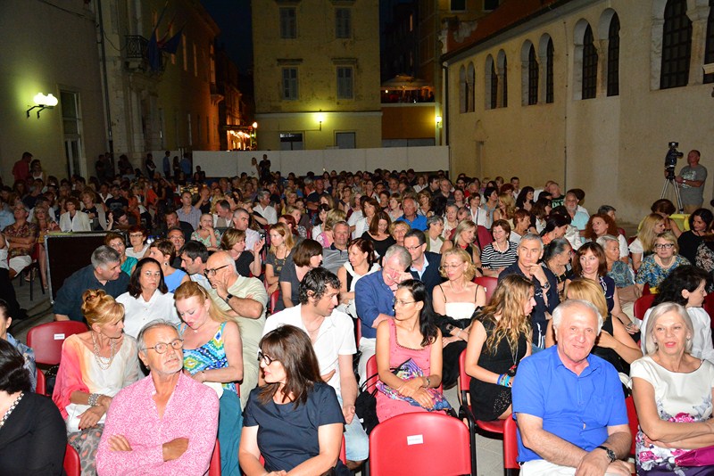 20. zadarsko kazalisno ljeto, noa, love medicine