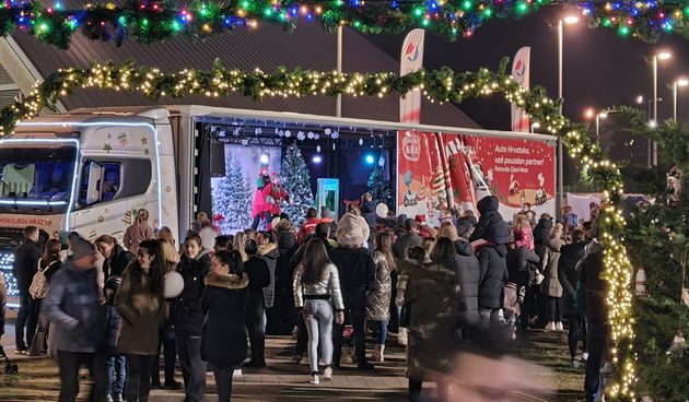 Kamion Djeda Mraza Kamion Djeda Mraza